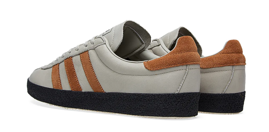2 70s trainers